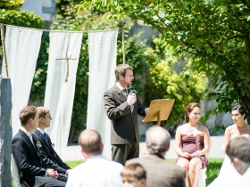 12-06-02-wedding-laurarobin-196